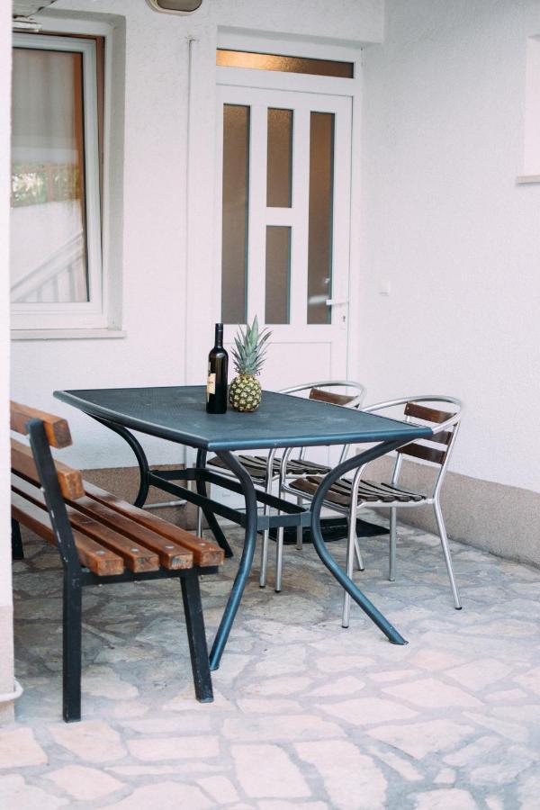 Apartment Franic Подстрана Екстериор снимка