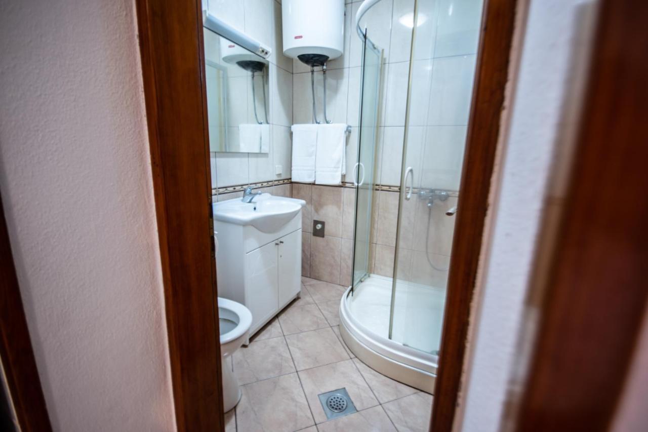 Apartment Franic Подстрана Екстериор снимка