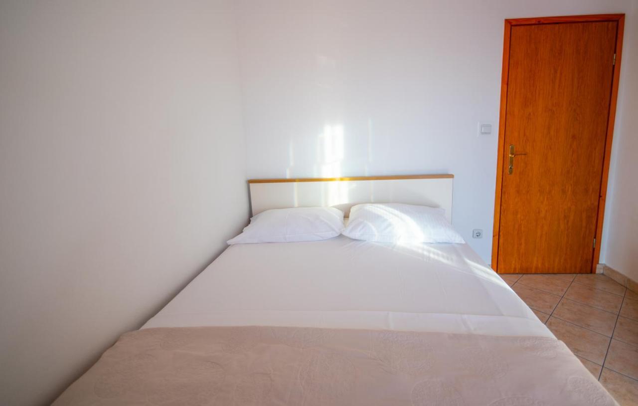 Apartment Franic Подстрана Екстериор снимка